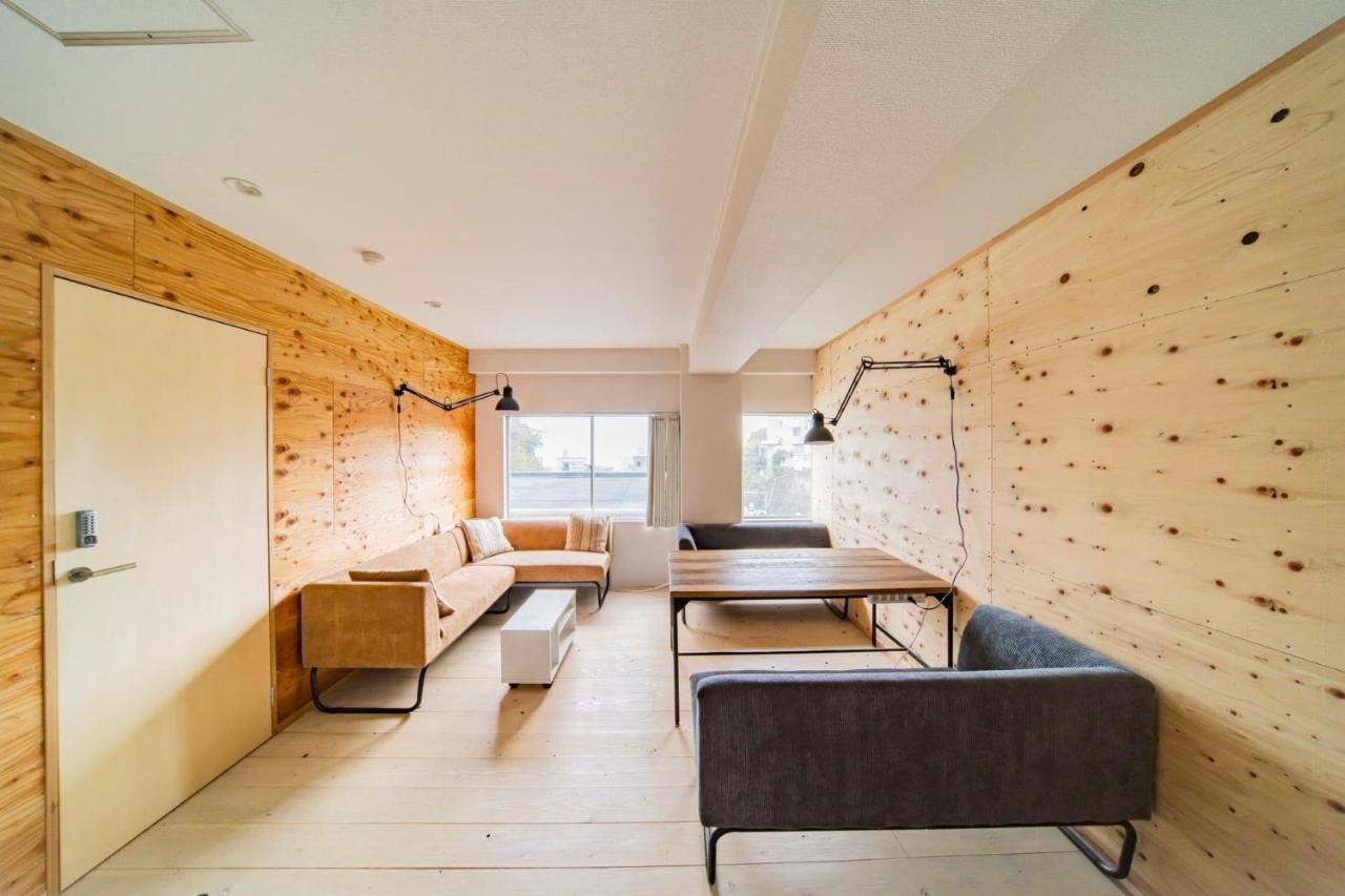 Artbar & Guesthouse Ennova Atami  Eksteriør billede