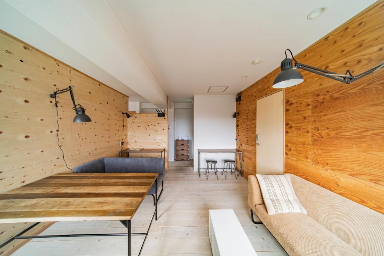 Artbar & Guesthouse Ennova Atami  Eksteriør billede